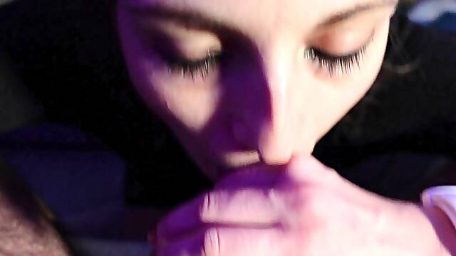 Mature brunette amateur giving a great POV blowjob