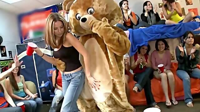 Provocative lasss milf movie
