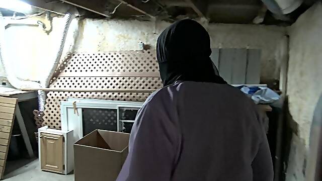 American Soldier Fucks Iraqi Wife Deep Inside Her Asshole