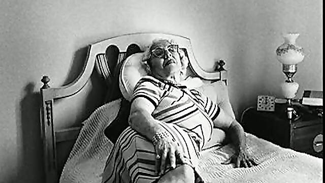 ILoveGrannY Amateur Naked Pictures Special Line