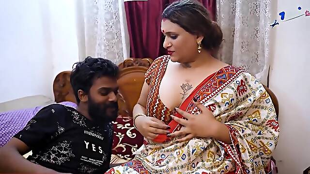 Desi Hottie Indian Step Cougar Hot Video