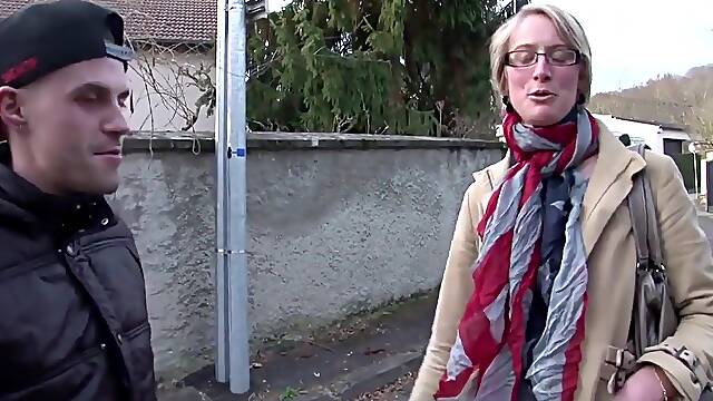 Public agent MILF