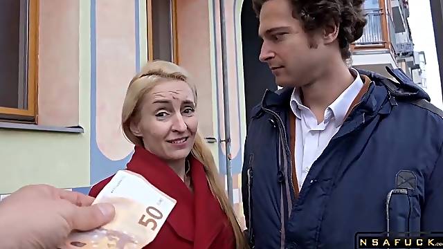 SKINNY mommy DEEP ASSFUCKING CHEATING BOYFRIEND