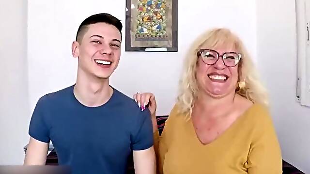 Granny Wants Her Nephews Dick Inside Pussy - Bondage