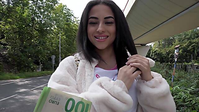 Jimmy Buds Wild Milf Passion in a Steamy Driving Lesson