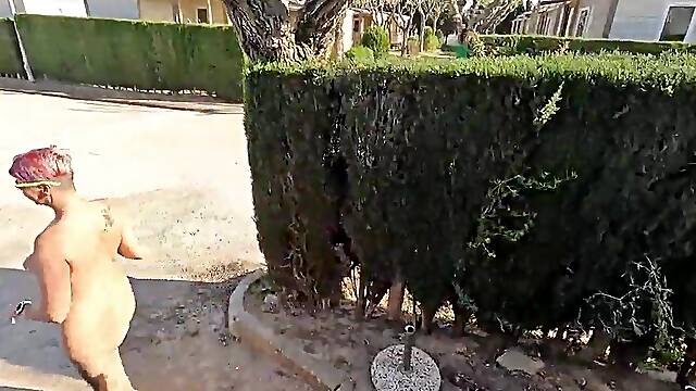 Nudist moments #10 – Living our nudist lifestyle