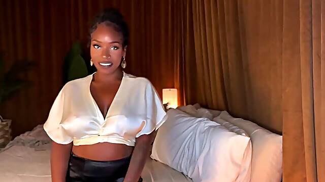 Hawt Wife in Satin Returns from Bull to Tease U