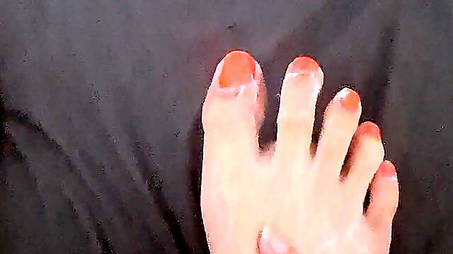Lotioning up These Feet