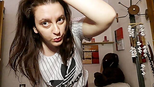 Sweaty armpits costum video