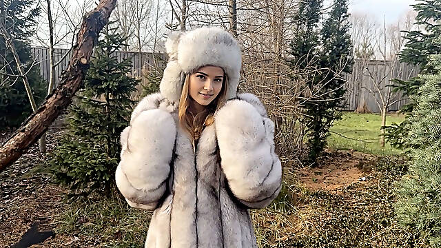 Outdoor Fur Teasing, Fur Coat, Fur Gloves, Fur Hat. Perfect Fur Fetish Sex!