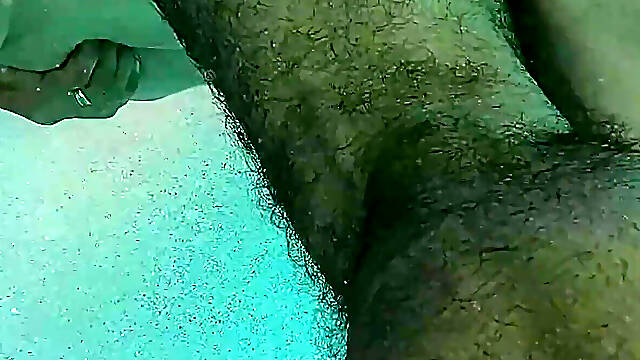 All Natural MILF Julia North Underwater Anal in the Pool